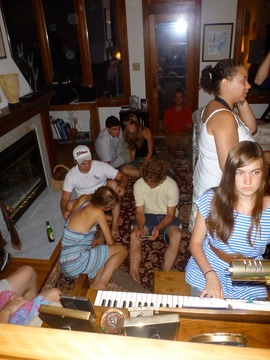 Ali plays piano for the crowd