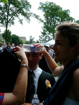 Ariana cools Ross off