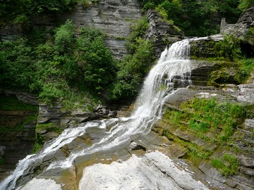 Lucifer Falls