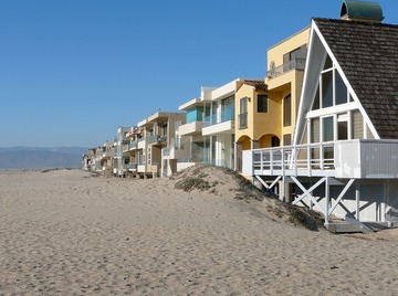 Beach houses in Oxnard