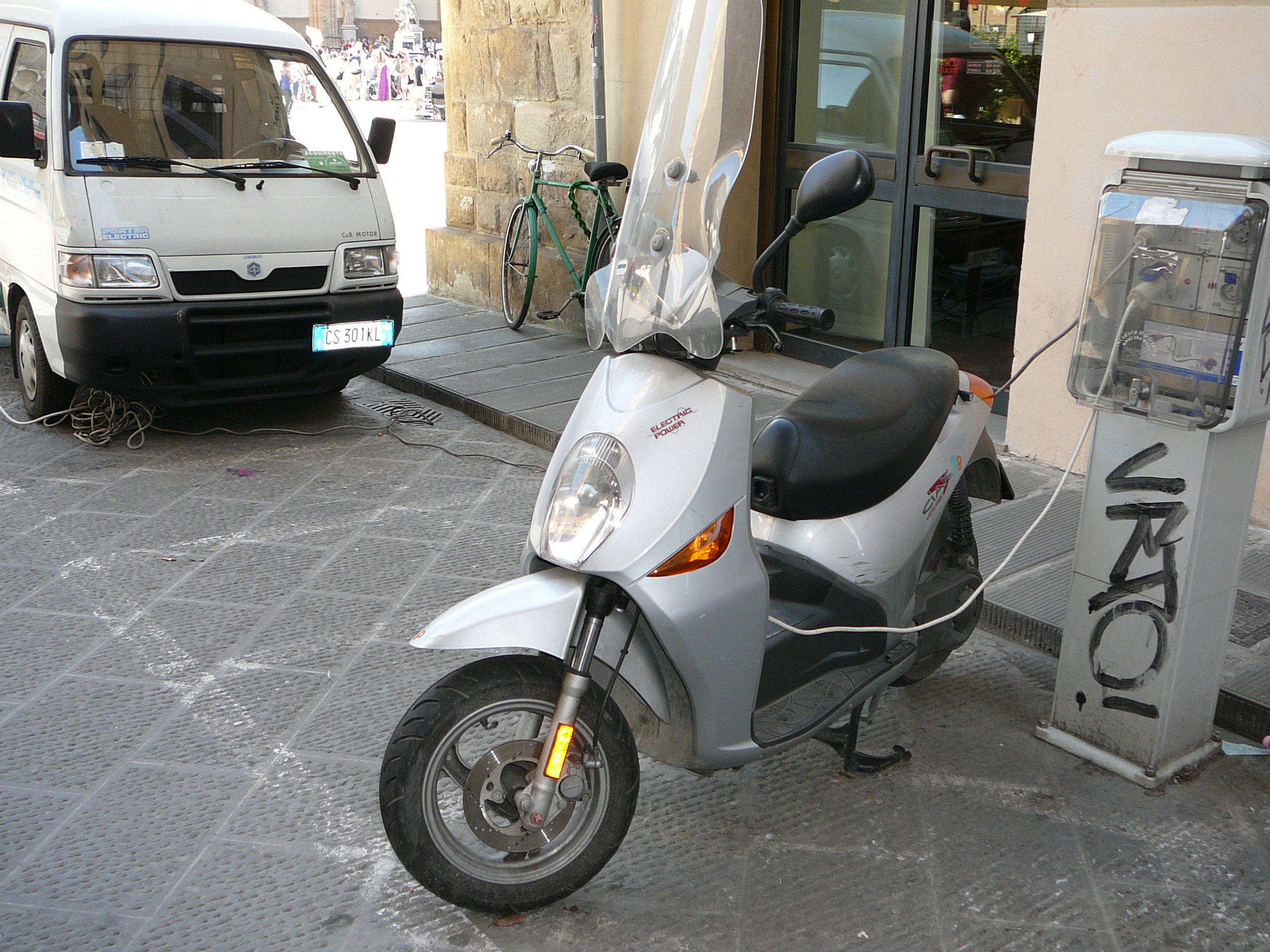 Electric "gas station"